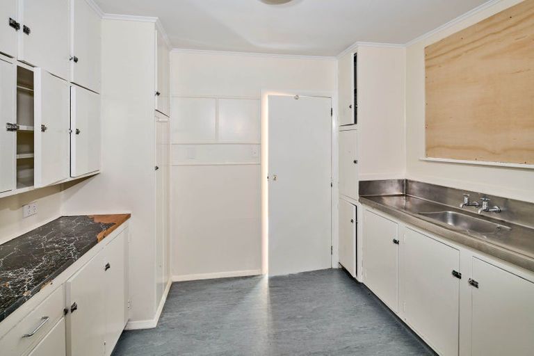 Photo of property in 3-5 York Place, Cannons Creek, Porirua, 5024