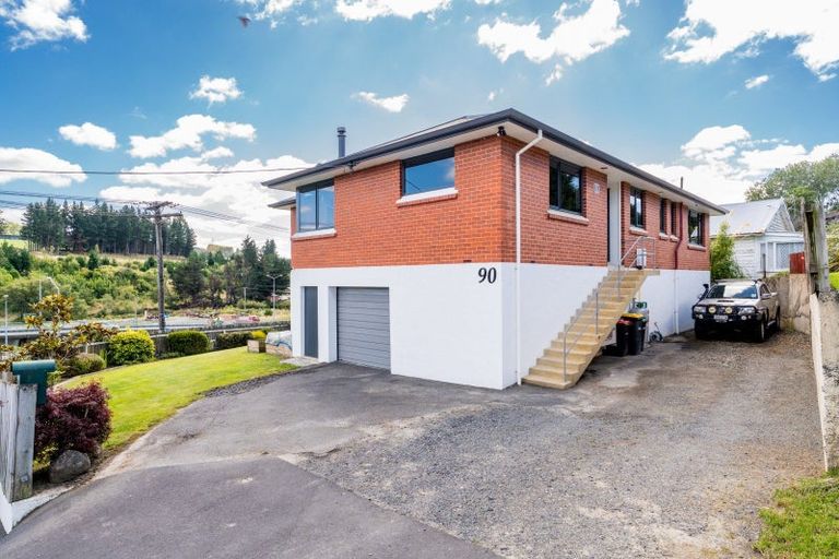 Photo of property in 90 Main South Road, Green Island, Dunedin, 9018
