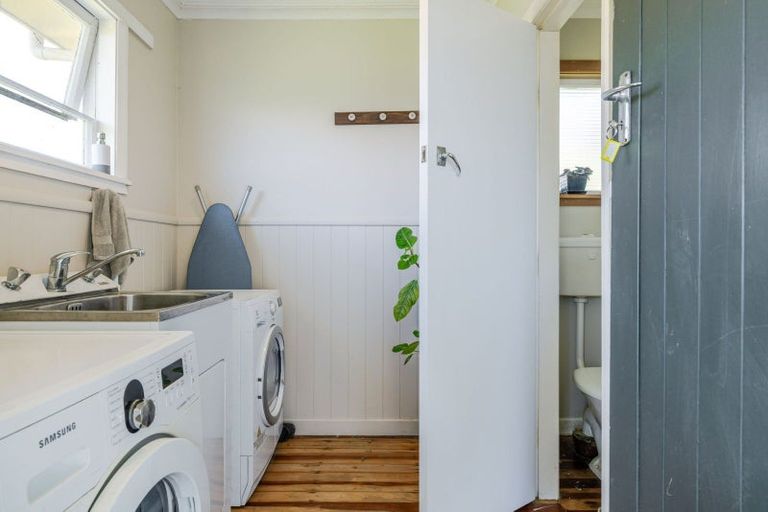 Photo of property in 52 College Street, Awapuni, Palmerston North, 4412