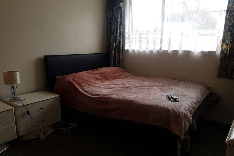 Photo of property in 2/4 Rodney Street, Waiwhetu, Lower Hutt, 5010