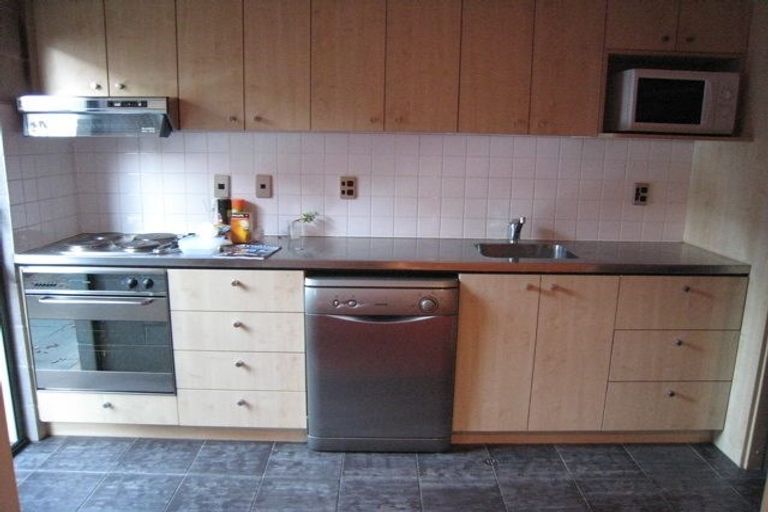 Photo of property in 6/868 Colombo Street, Christchurch Central, Christchurch, 8013