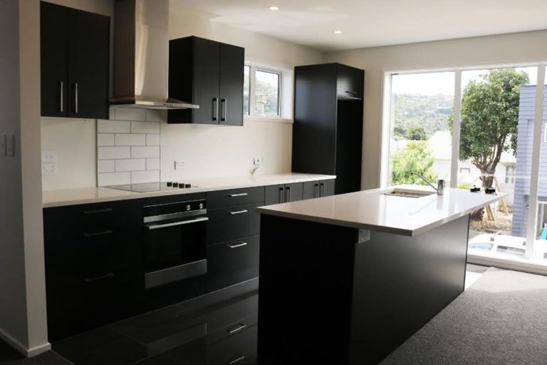 Photo of property in 19 Central Terrace, Alicetown, Lower Hutt, 5010