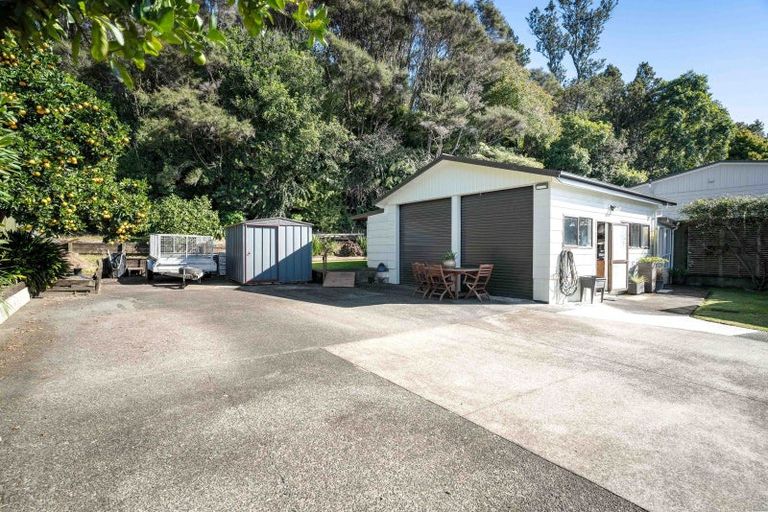 Photo of property in 125 Park Avenue, Whangamata, 3620
