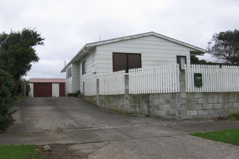 Photo of property in 5 Cargill Grove, Kelvin Grove, Palmerston North, 4414
