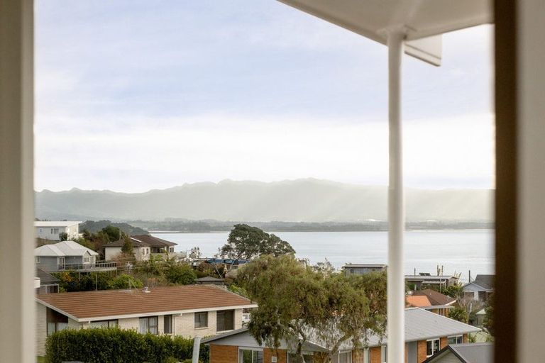 Photo of property in 5 Vivian Drive, Omokoroa, 3114