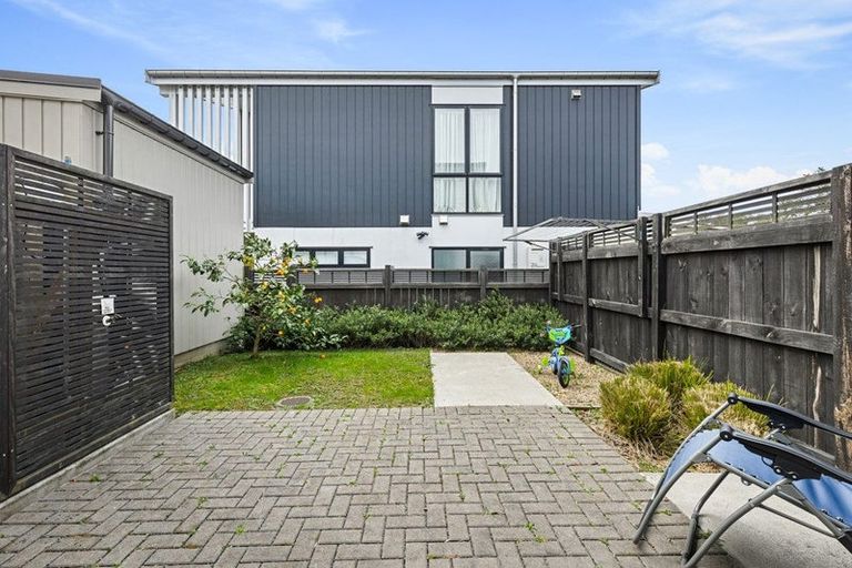 Photo of property in 13 Pukewhero Rise, Westgate, Auckland, 0614