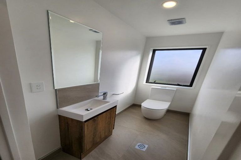 Photo of property in 10/25 Manse Road, Pahurehure, Papakura, 2113