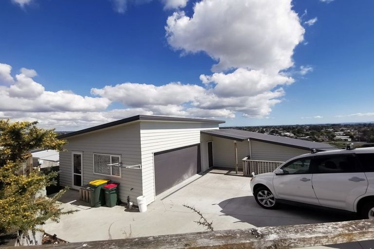Photo of property in 159 Keri Vista Rise, Papakura, 2110