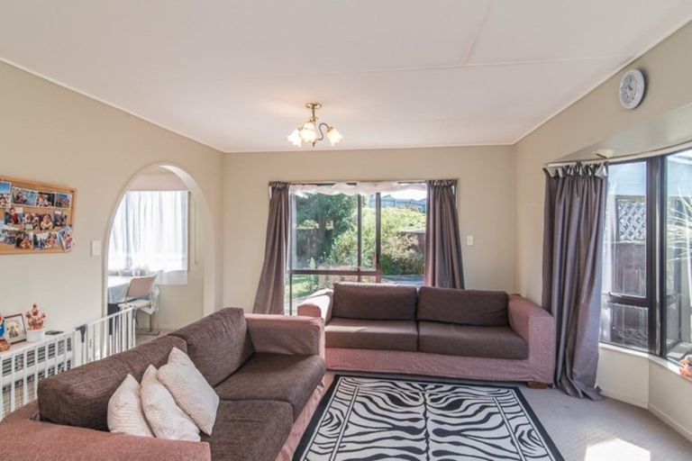 Photo of property in 107 Queens Road, Waikanae Beach, Waikanae, 5036