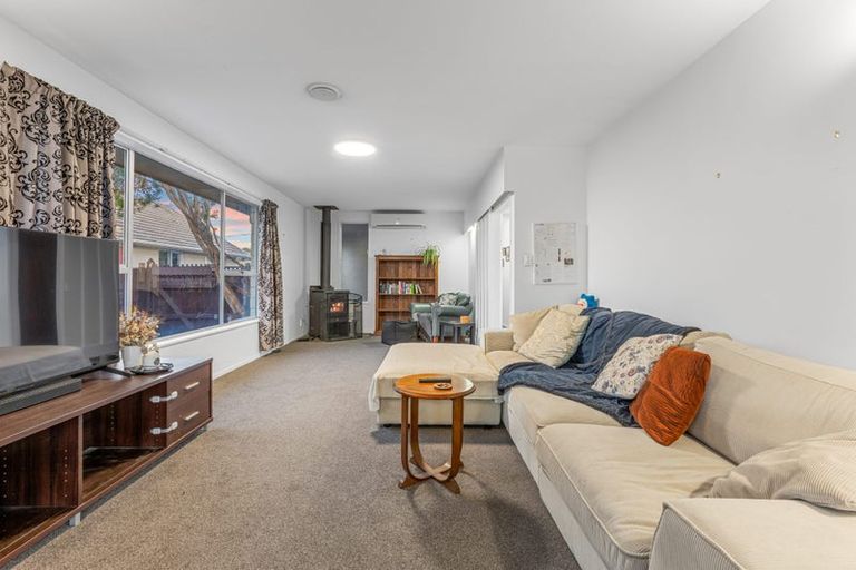 Photo of property in 56 Effingham Street, North New Brighton, Christchurch, 8083