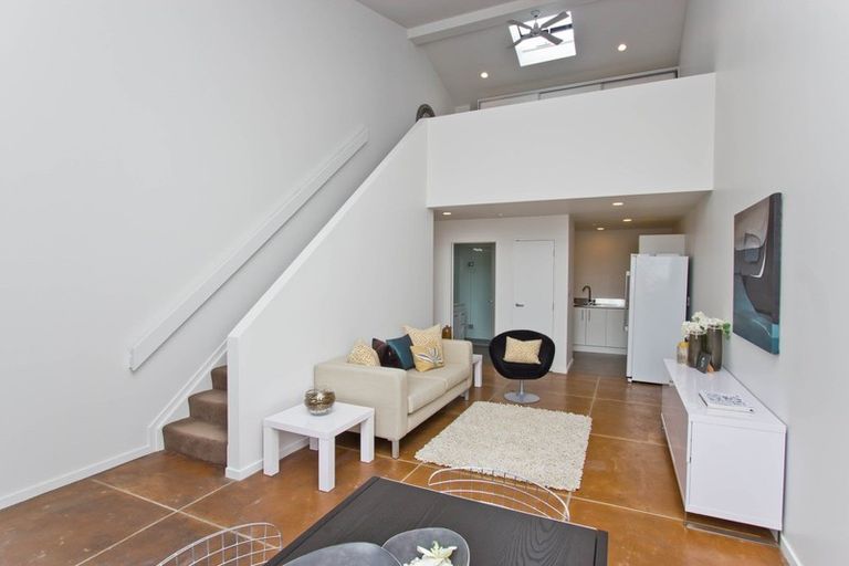 Photo of property in 2/34 Pollen Street, Grey Lynn, Auckland, 1021