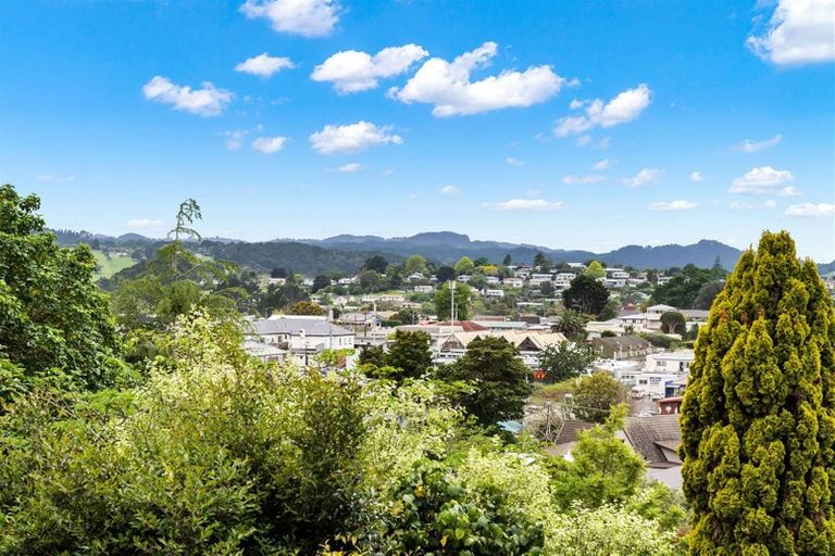 Photo of property in 13 Barclay Place, Te Kamo, Whangarei, 0112