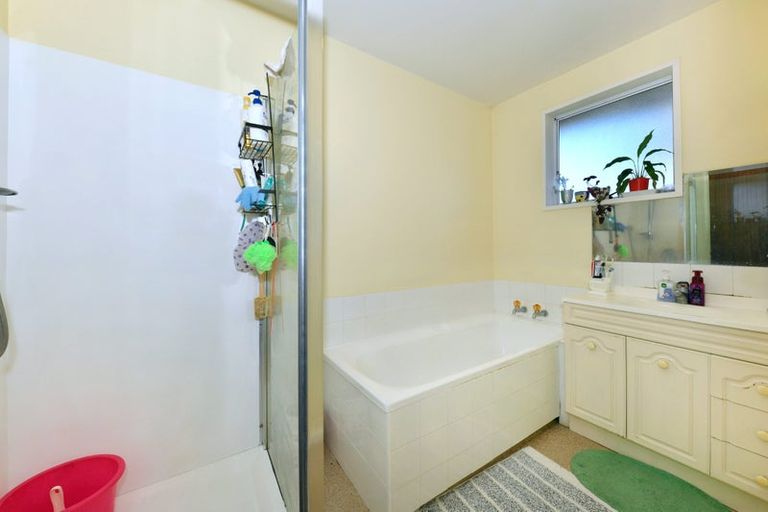 Photo of property in 2/23c Craven Street, Sockburn, Christchurch, 8042