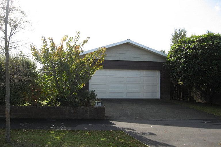 Photo of property in 18 Montclare Avenue, Ilam, Christchurch, 8041
