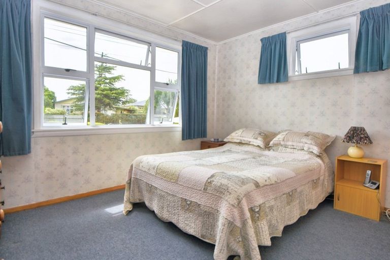 Photo of property in 93 Pembroke Street, Carterton, 5713