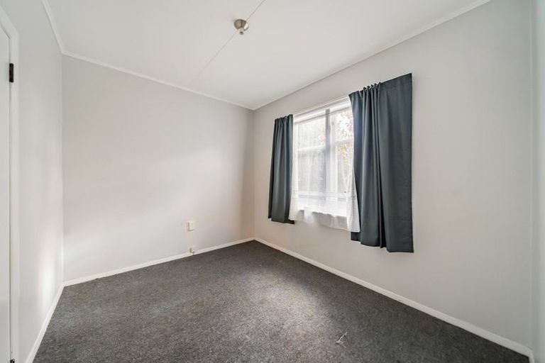 Photo of property in 5 Bythell Street, Wainuiomata, Lower Hutt, 5014