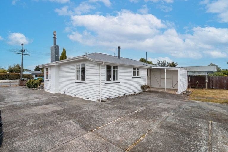 Photo of property in 8 Bethune Street, Featherston, 5710