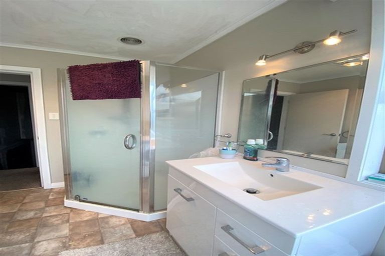 Photo of property in 1 Hall Street, Kihikihi, Te Awamutu, 3800