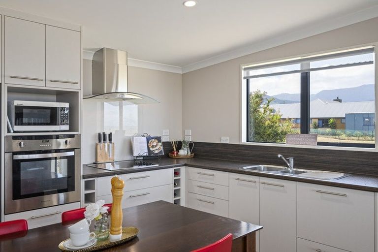 Photo of property in 27 Ocean View Crescent, Rarangi, Blenheim, 7273