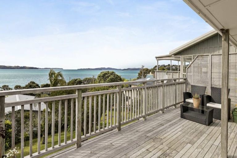 Photo of property in 6a Piccadilly Circus, Snells Beach, 0920