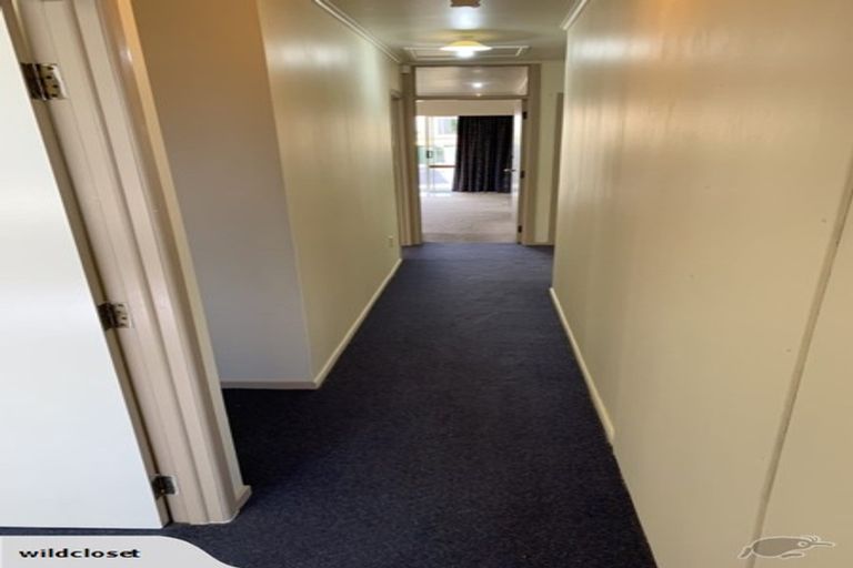 Photo of property in 94 Te Atatu Road, Te Atatu South, Auckland, 0610