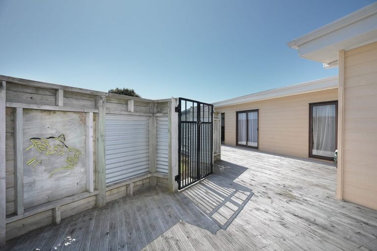 Photo of property in 75 Seabury Avenue, Foxton Beach, Foxton, 4815