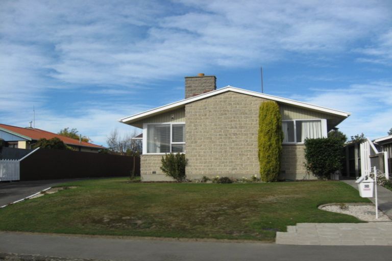 Photo of property in 30 Cheyenne Street, Sockburn, Christchurch, 8042