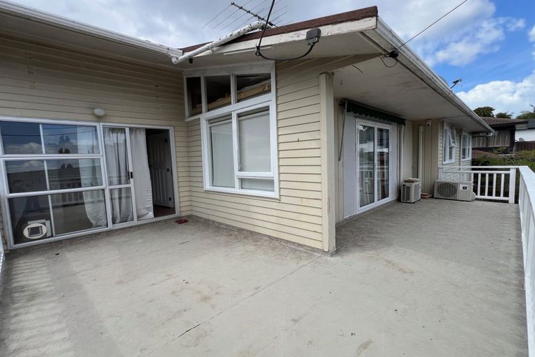 Photo of property in 1/97a Nile Road, Milford, Auckland, 0620