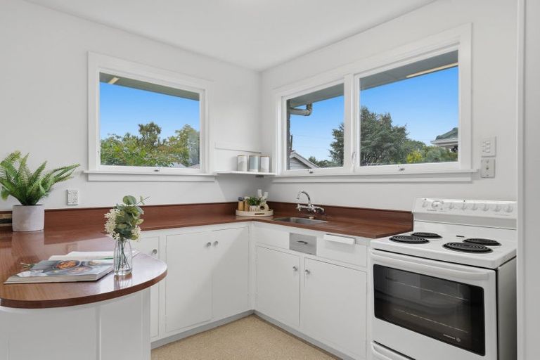 Photo of property in 32 Reynolds Avenue, Bishopdale, Christchurch, 8053