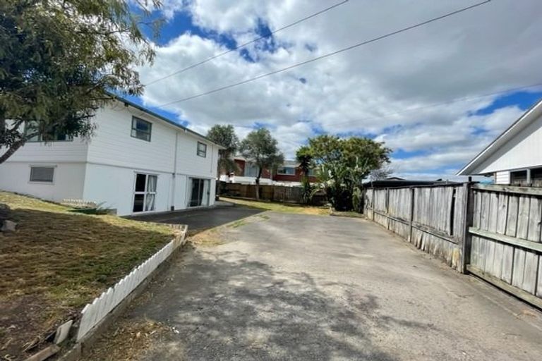 Photo of property in 2/73a Russell Road, Manurewa, Auckland, 2102