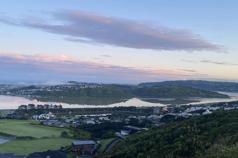 Photo of property in 2 Wangapeka Way, Aotea, Porirua, 5024