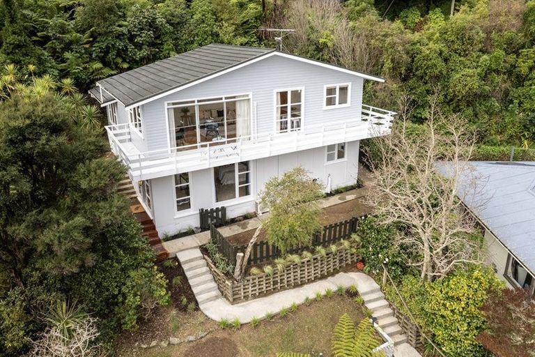 Photo of property in 8 Damian Grove, Waterloo, Lower Hutt, 5011