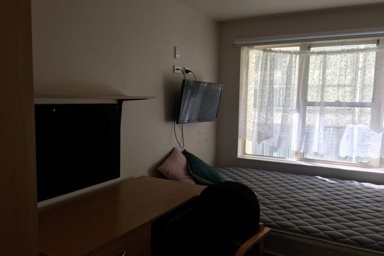 Photo of property in Orange Apartments/victoria Centr, 203/169 The Terrace, Wellington Central, Wellington, 6011