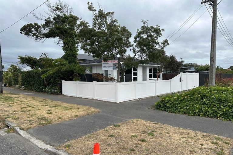 Photo of property in 16a Shaw Avenue, North New Brighton, Christchurch, 8083