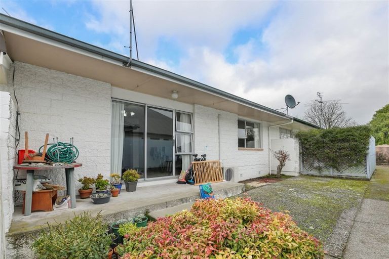 Photo of property in 2/55 Cameron Street, Ashburton, 7700
