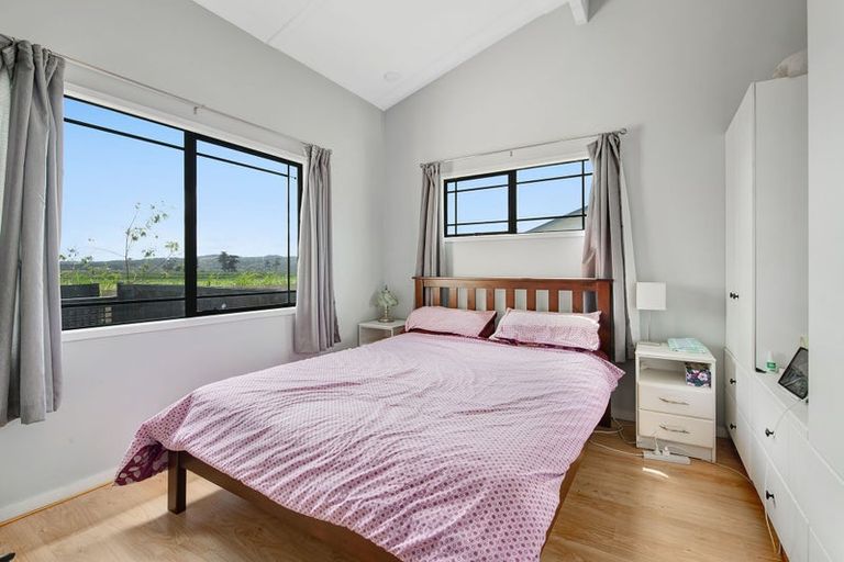 Photo of property in 31f Springs Road, Parakai, 0830