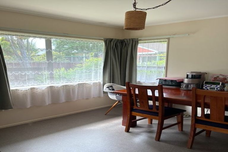 Photo of property in 1/12 Mimosa Place, Half Moon Bay, Auckland, 2012