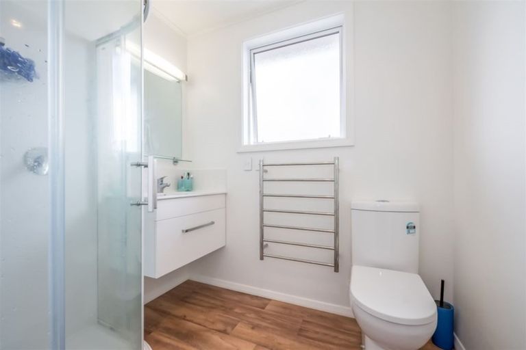 Photo of property in 2/12 Tama Street, Alicetown, Lower Hutt, 5010