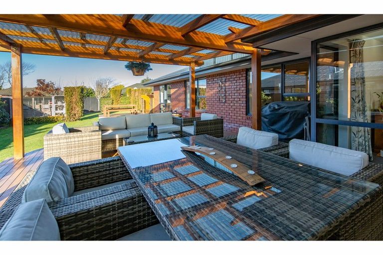 Photo of property in 15 Greenmeadow Gardens, Belfast, Christchurch, 8051