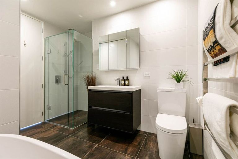 Photo of property in 14 Torea Tai Road, Hobsonville, Auckland, 0616