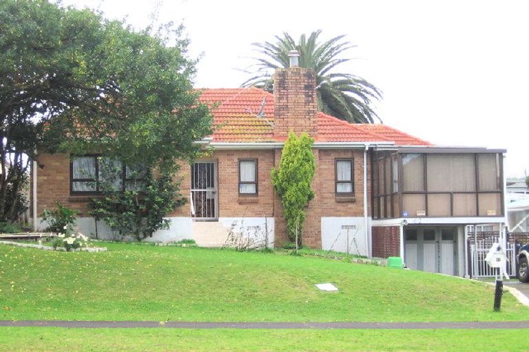 Photo of property in 62 Kautami Avenue, Papatoetoe, Auckland, 2025