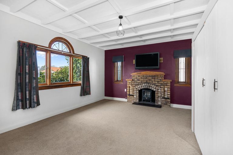 Photo of property in 29a Victoria Street, Hawera, 4610