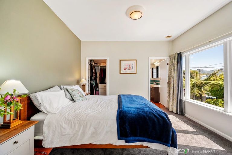 Photo of property in 9 Izard Road, Khandallah, Wellington, 6035