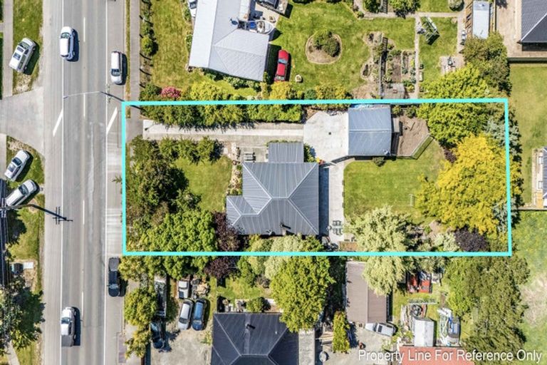 Photo of property in 92 Main North Road, Woodend, 7610