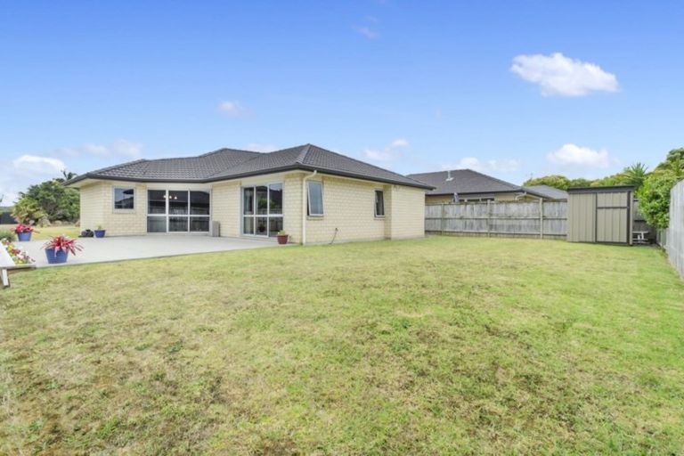Photo of property in 12 Toscana Drive, Karaka, Papakura, 2113