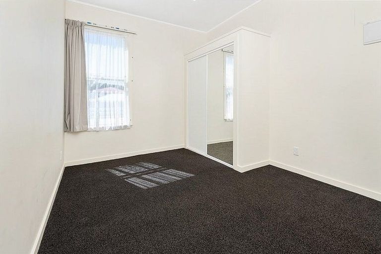 Photo of property in 4a/8 Howard Street, Mount Cook, Wellington, 6021