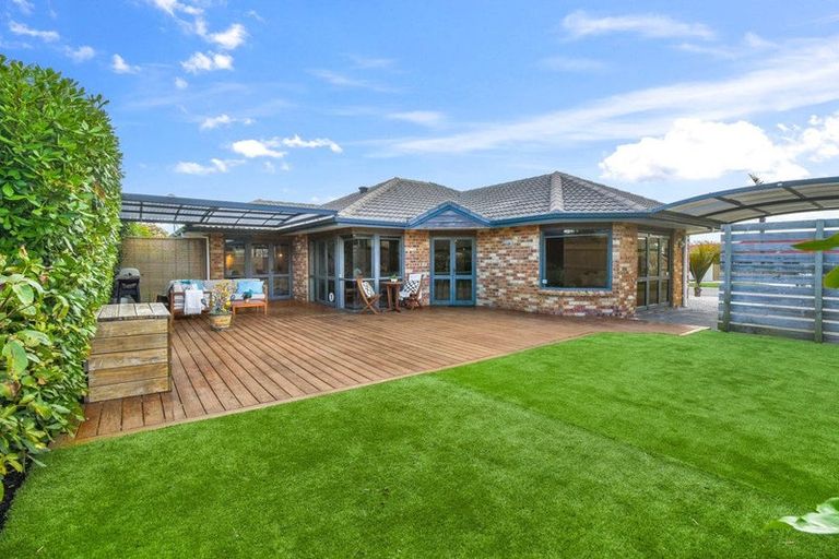Photo of property in 51 Blake Boulevard, Papamoa Beach, Papamoa, 3118