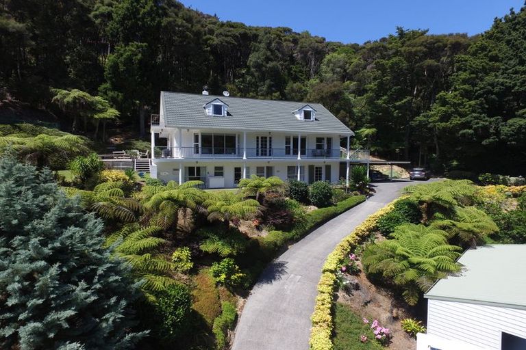 Photo of property in 48 Joyces Road, Paihia, 0200