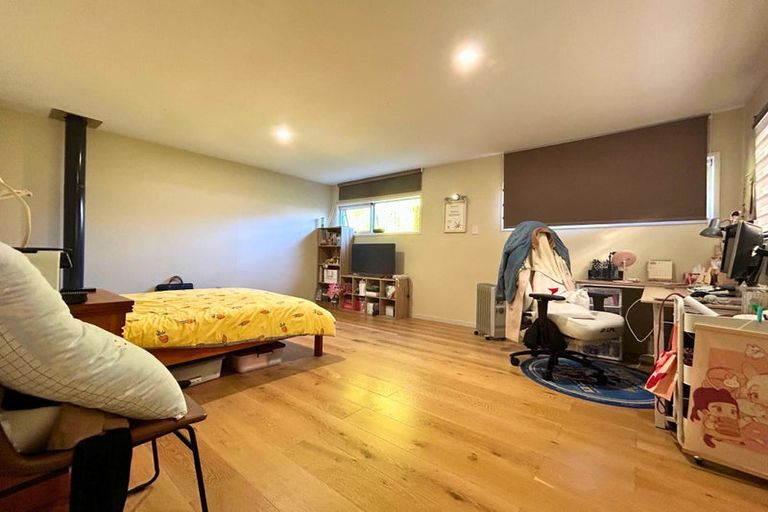 Photo of property in 88 Glendene Avenue, Glendene, Auckland, 0602