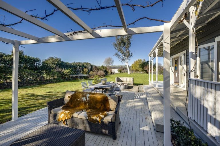 Photo of property in 461 Saint Georges Road, Havelock North, 4130